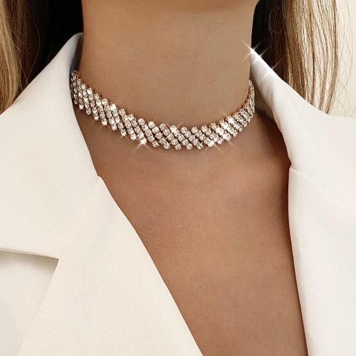 Choker Cravejada Com Cristais